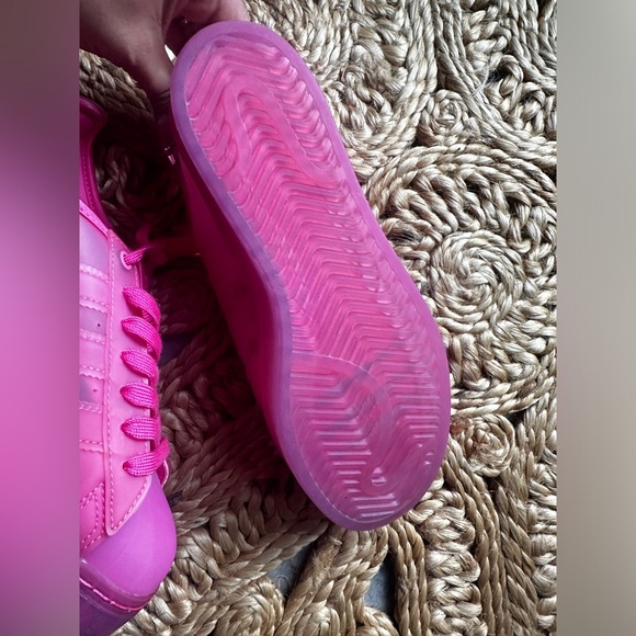 Rare limited Adidas pink jelly superstars. Size 7.5. Perfect condition. NWOT. - Picture 8 of 10